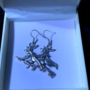 Witchy earrings